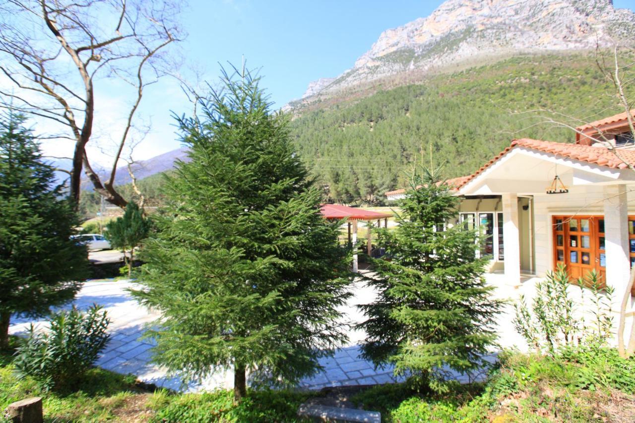 Hotel Gryka E Kelcyres Экстерьер фото