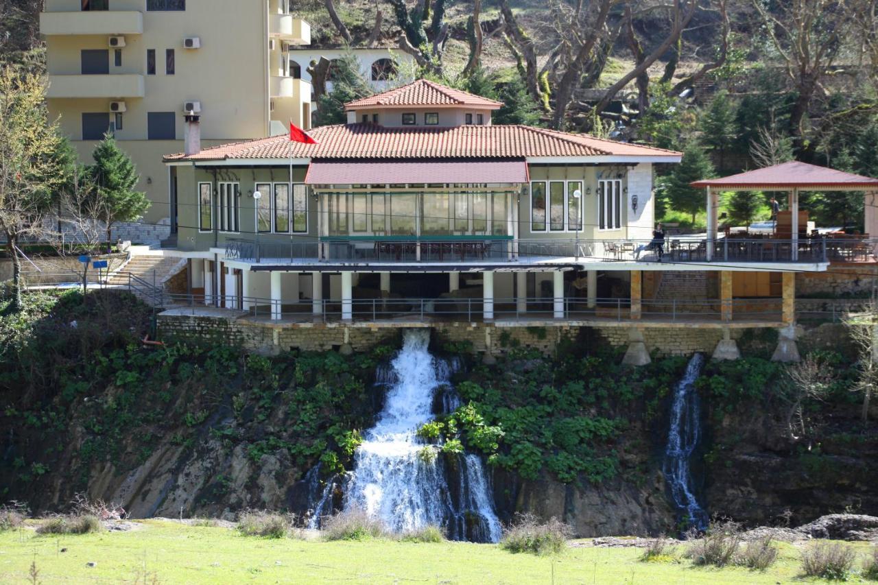 Hotel Gryka E Kelcyres Экстерьер фото